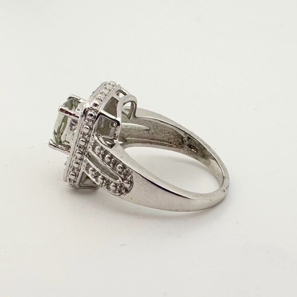 Beautiful Natural Light Green Amethyst Ring with small Diamond - Sterling Silver - Picture 7 of 14